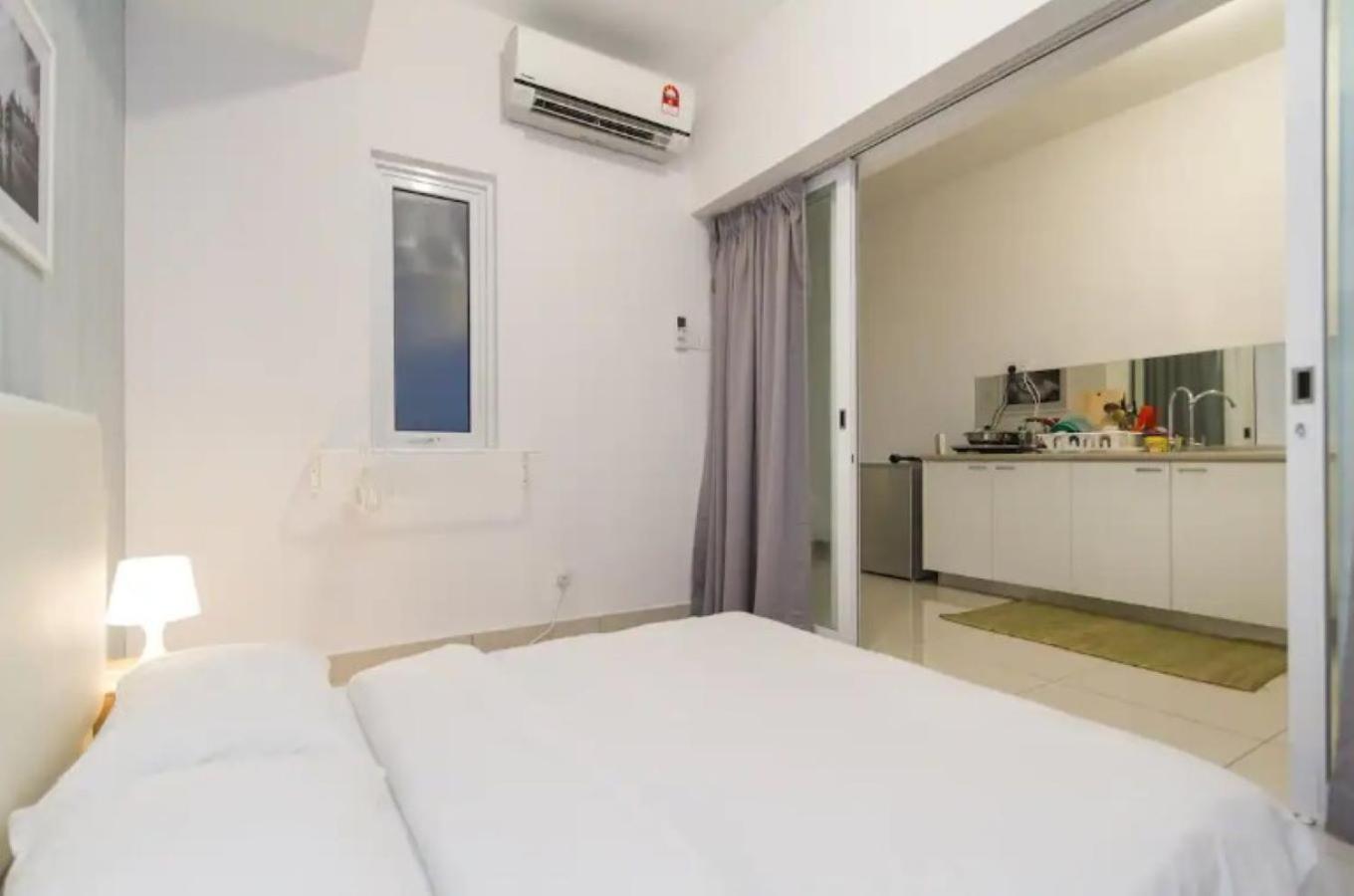 Maritime Suite Holiday Rental II George Town Extérieur photo